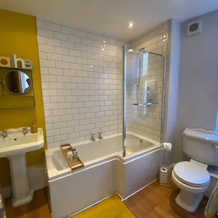 Harbour Hideaway, Scarborough. Old Town *