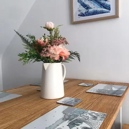 Harbour Hideaway, Scarborough. Old Town Скарборо