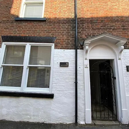 Harbour Hideaway, Scarborough. Old Town * Скарборо