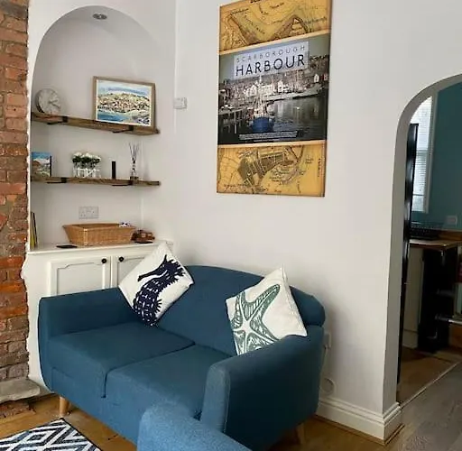 Harbour Hideaway, Scarborough. Old Town
